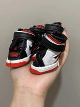 Load image into Gallery viewer, Swishy OG Bark Bred Sneakers