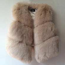 Load image into Gallery viewer, Thick Warm Fox Fur High Quality Fashion V-Neck Short Faux Fur Vest Waistcoat